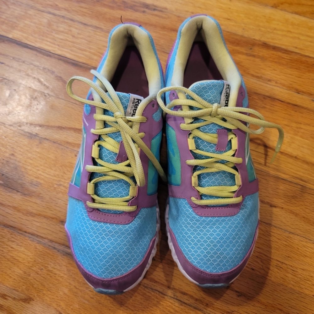 Womens Reebok Zig Tech Running Shoes size 10